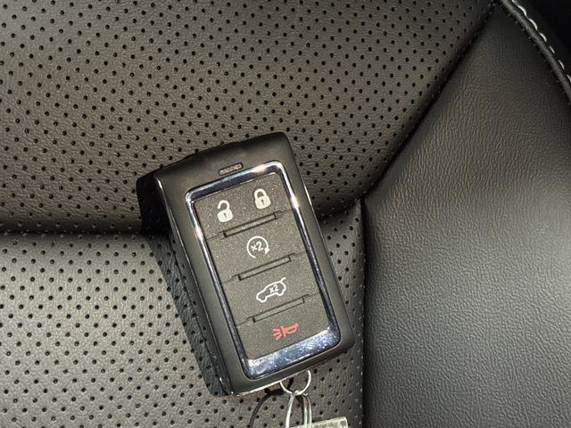 New 2026 Jeep Grand Cherokee Limited w/ Luxury Tech Group II image 28