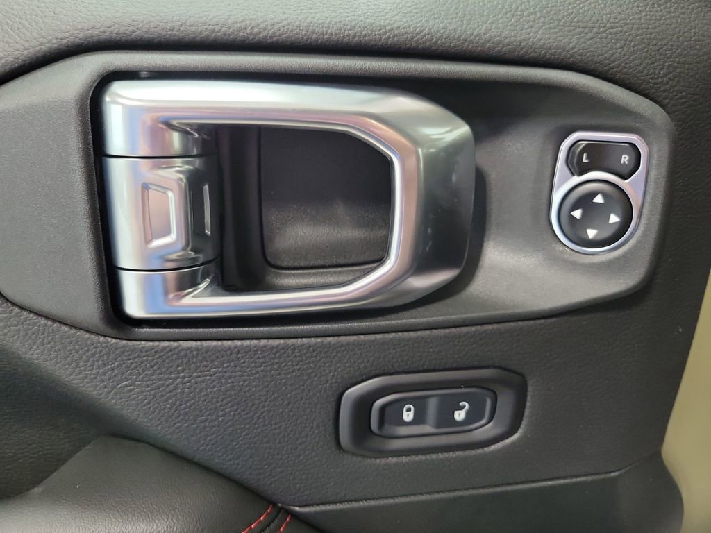 New 2026 Jeep Wrangler Unlimited Rubicon 392 w/ Quick Order Package 27X Moab image 11