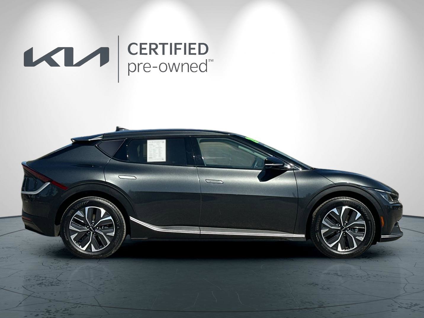Certified 2024 Kia EV6 Light RWD image 3