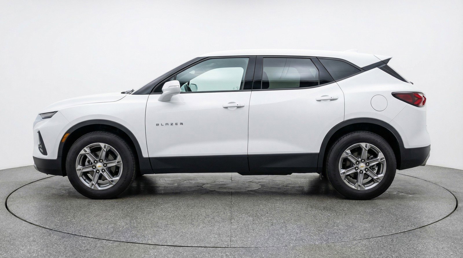 Used 2025 Chevrolet Blazer LT image 5