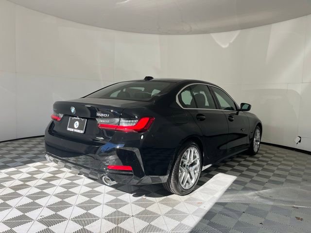 New 2026 BMW 330i xDrive Sedan w/ Premium Package AWD/4WD image 7