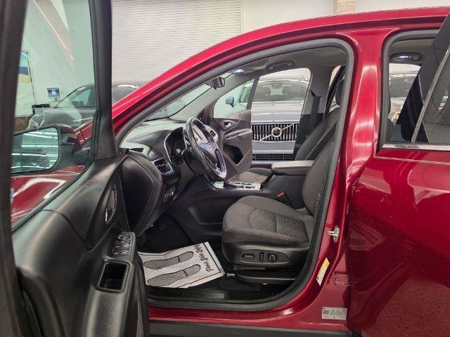 Used 2018 Chevrolet Equinox LT FWD image 34
