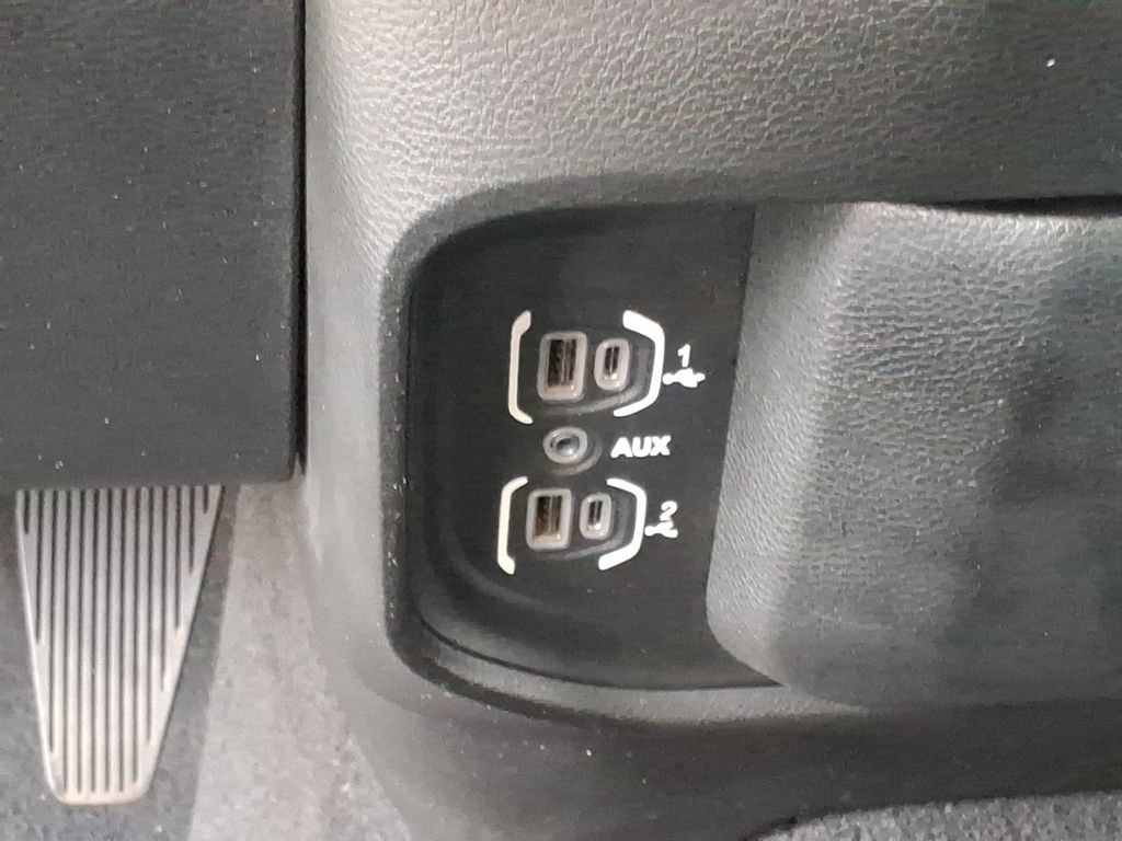 Used 2020 RAM 2500 Big Horn AWD/4WD image 10