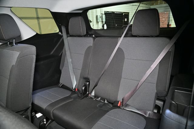 Used 2021 Chevrolet Traverse LS FWD image 50