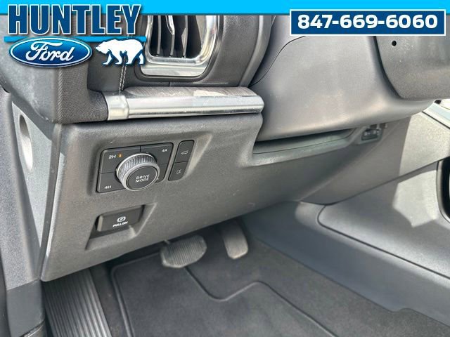 Used 2025 Ford Expedition Platinum w/ Platinum Ultimate Package AWD/4WD image 20