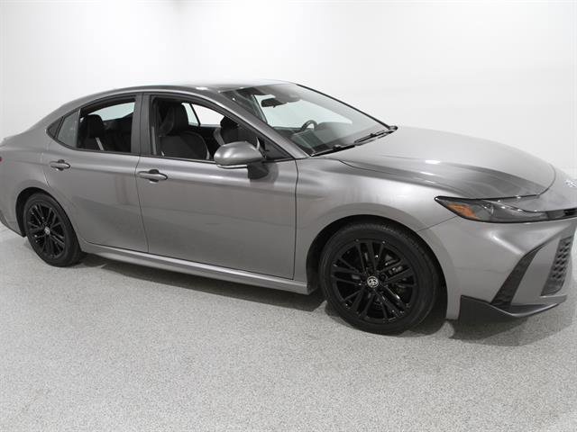 Used 2025 Toyota Camry SE