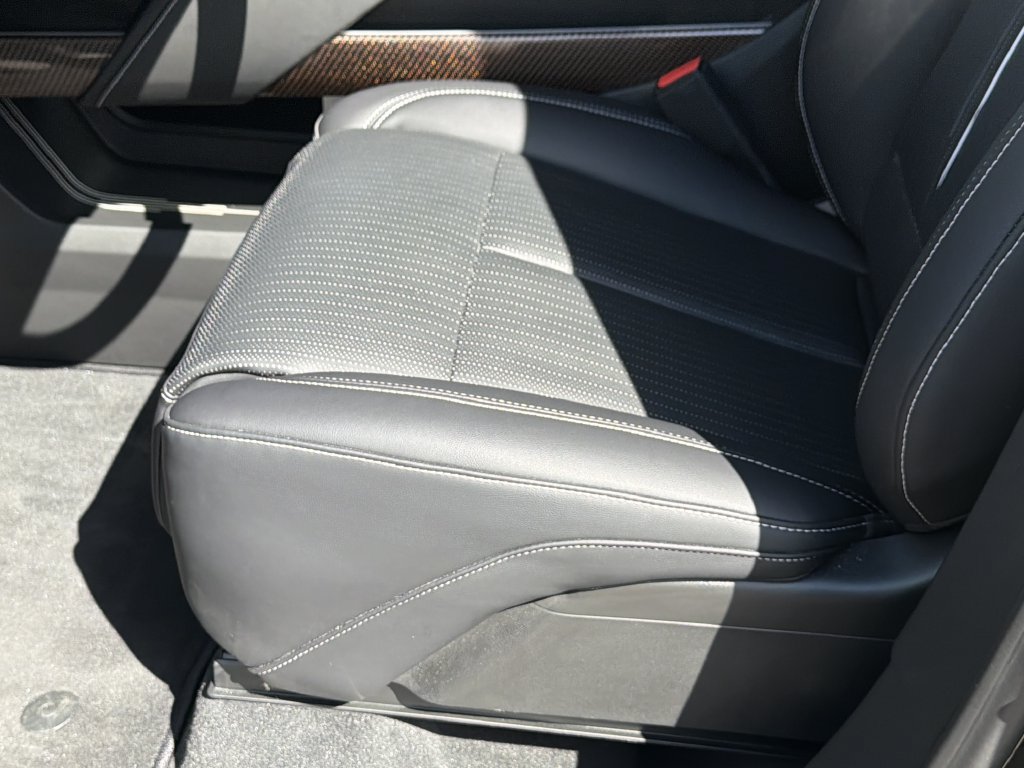Certified 2026 Cadillac Vistiq Luxury AWD/4WD image 24