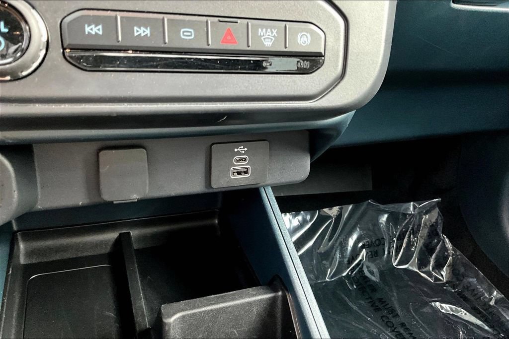 Certified 2025 Ford Maverick Lobo AWD/4WD image 18
