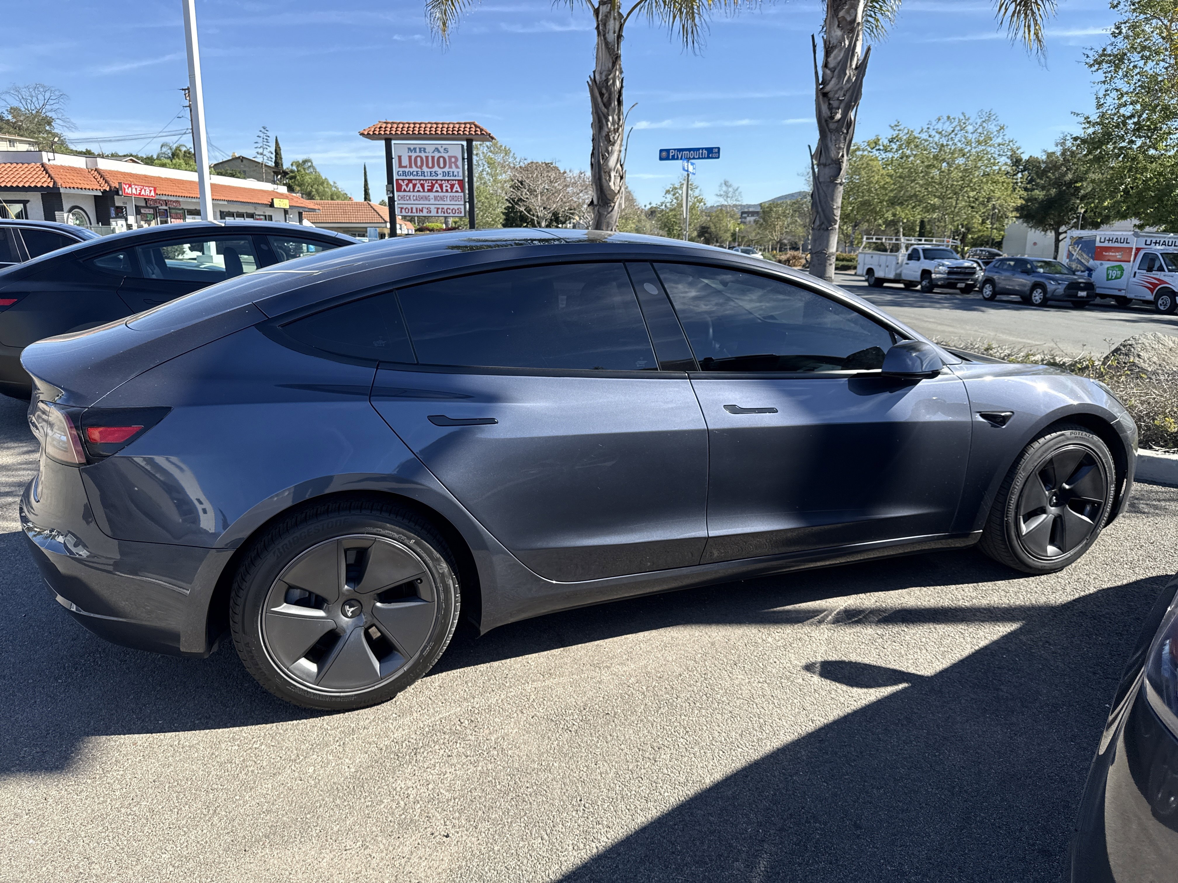 Used 2023 Tesla Model 3 Standard Range image 6