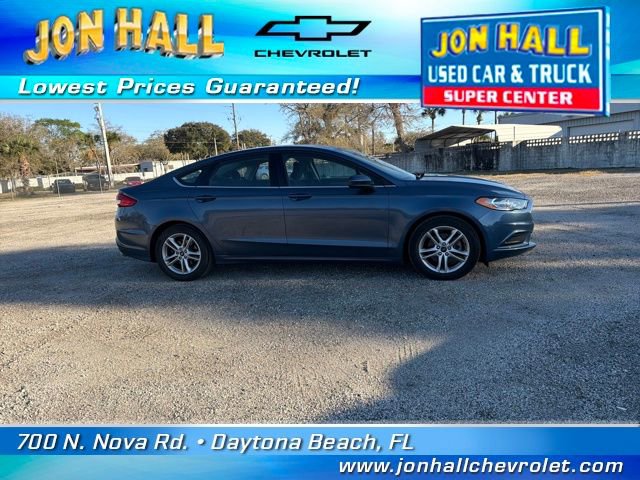 Used 2018 Ford Fusion SE w/ Fusion SE Technology Package image 12