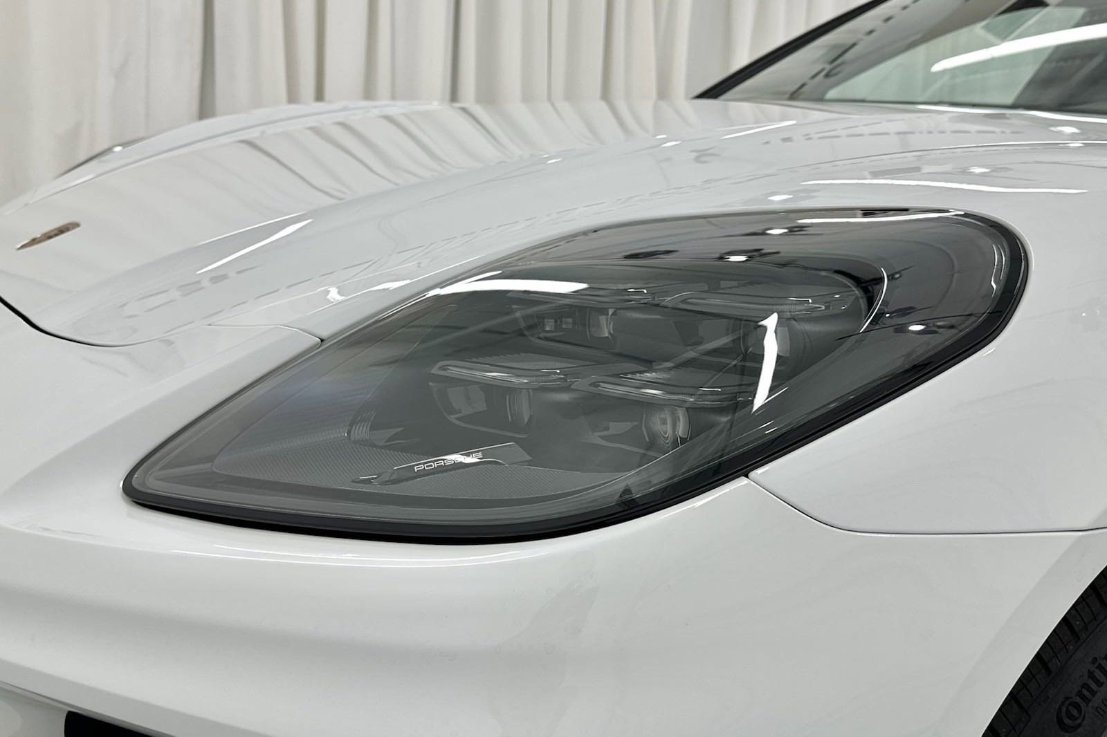 Certified 2024 Porsche Panamera 4 image 11