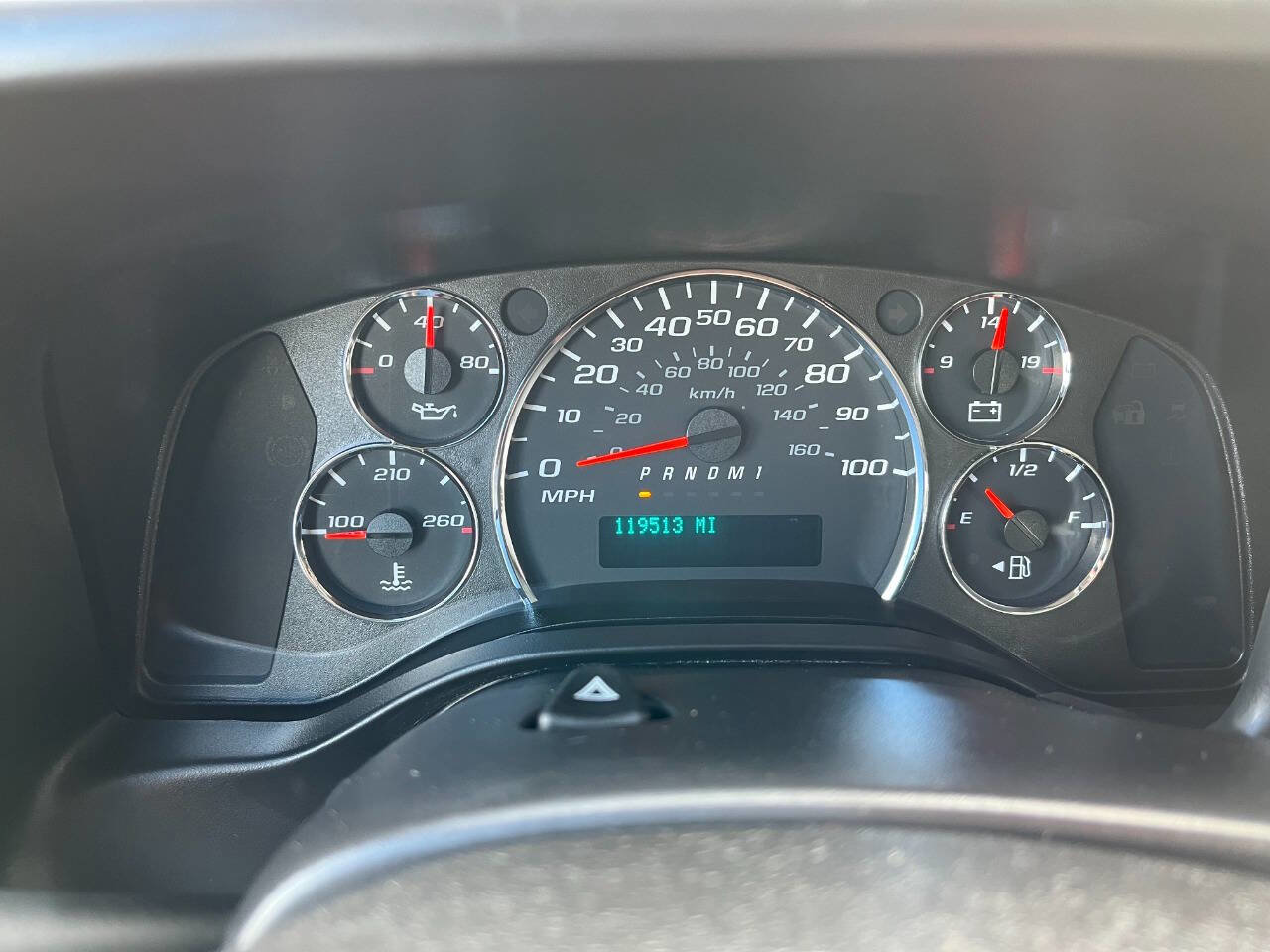 Used 2014 Chevrolet Express 2500 RWD image 11