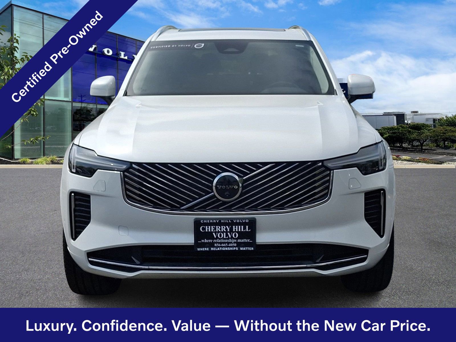 Certified 2025 Volvo XC90 B6 Plus AWD/4WD image 2