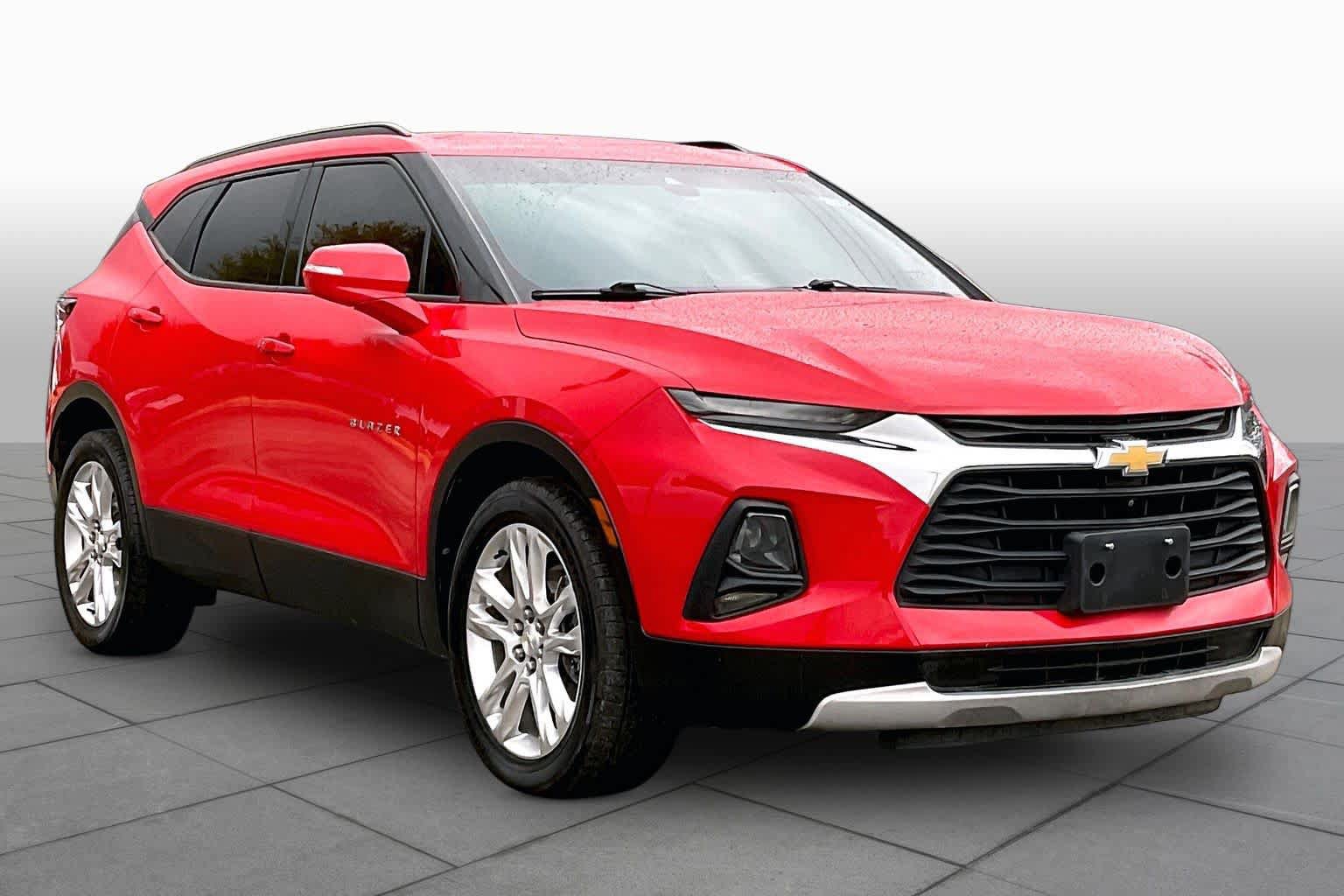 Used 2021 Chevrolet Blazer LT w/ Sound & Technology Package FWD image 3