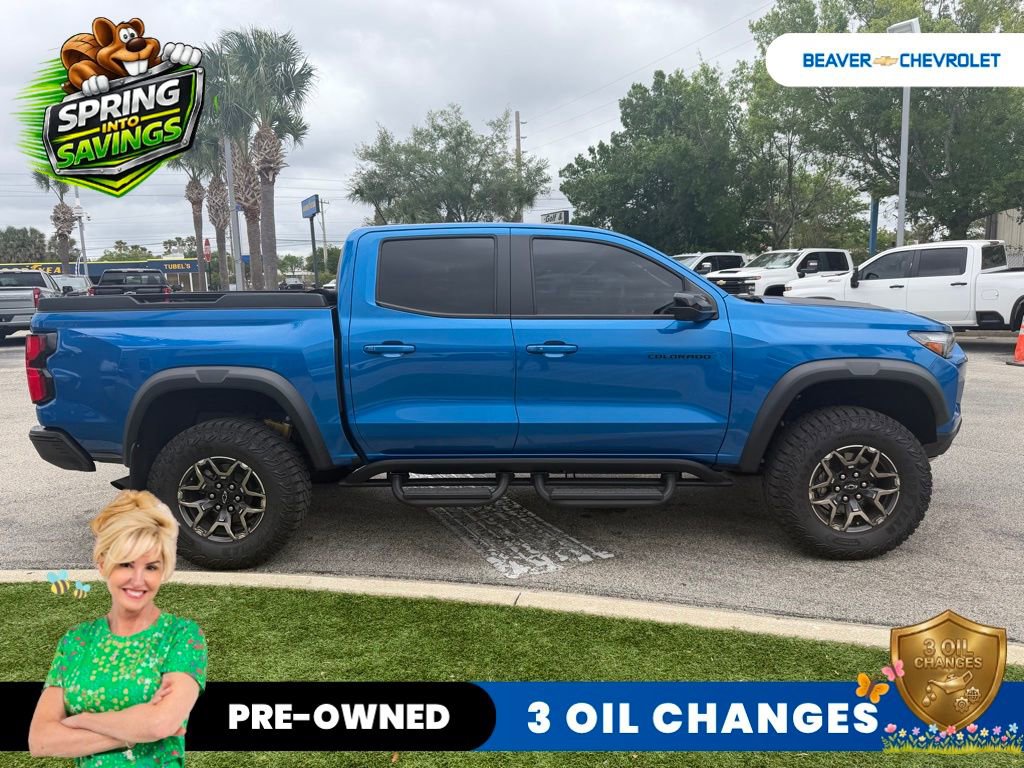 Used 2024 Chevrolet Colorado ZR2 w/ LPO, Flex Utility Package AWD/4WD image 3
