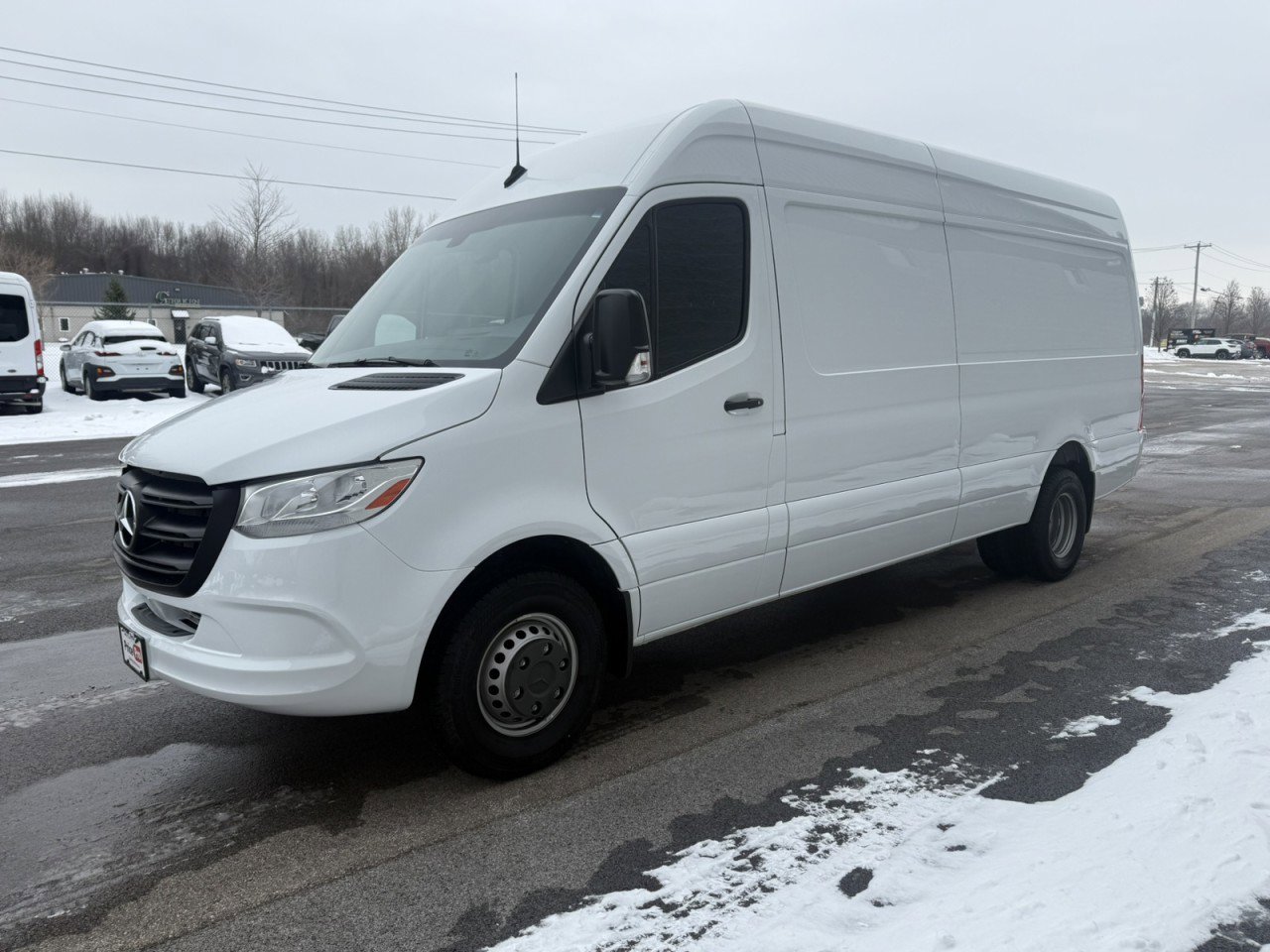 Used 2021 Mercedes-Benz Sprinter 3500 image 3