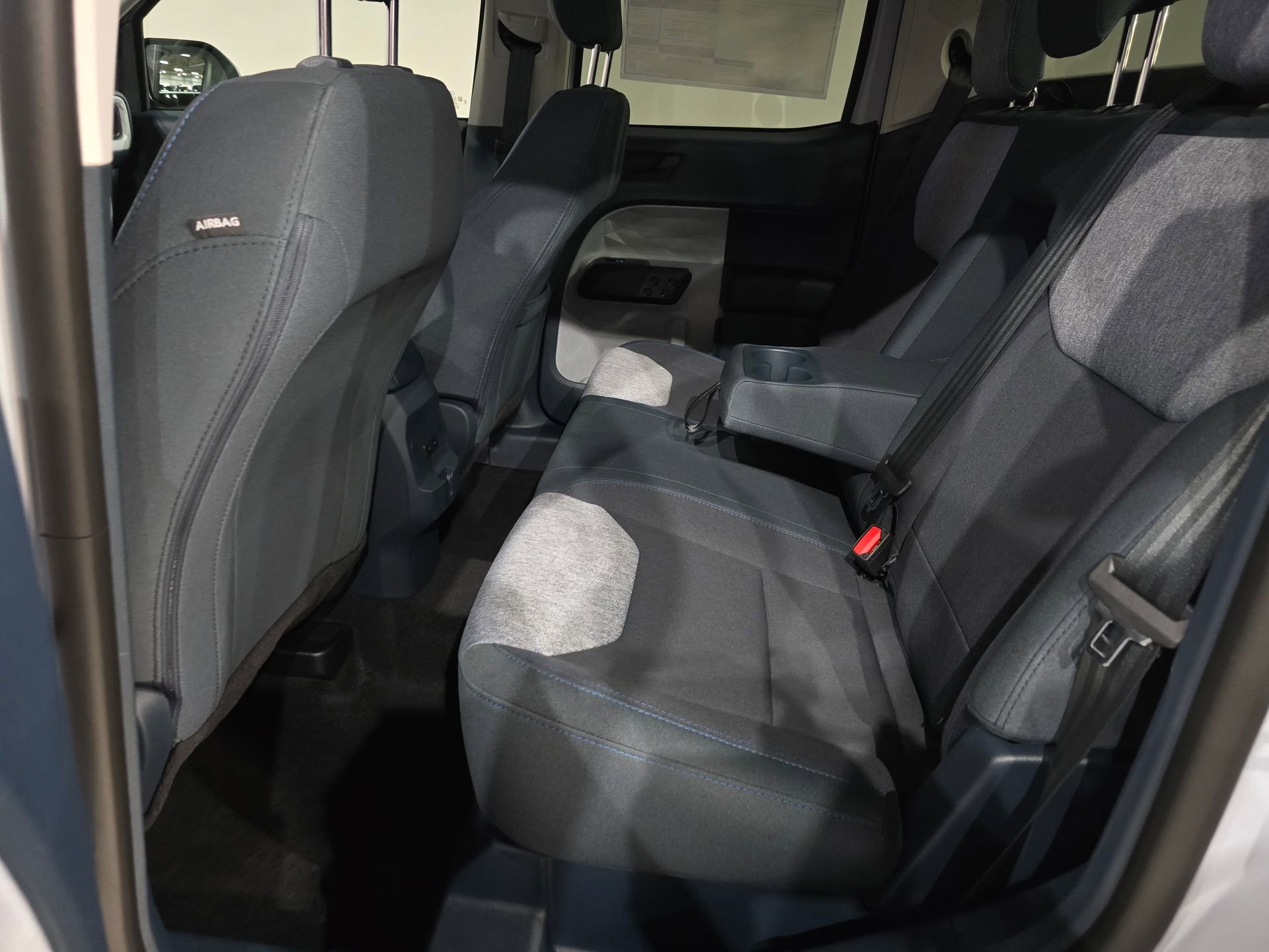 New 2025 Ford Maverick XLT image 31