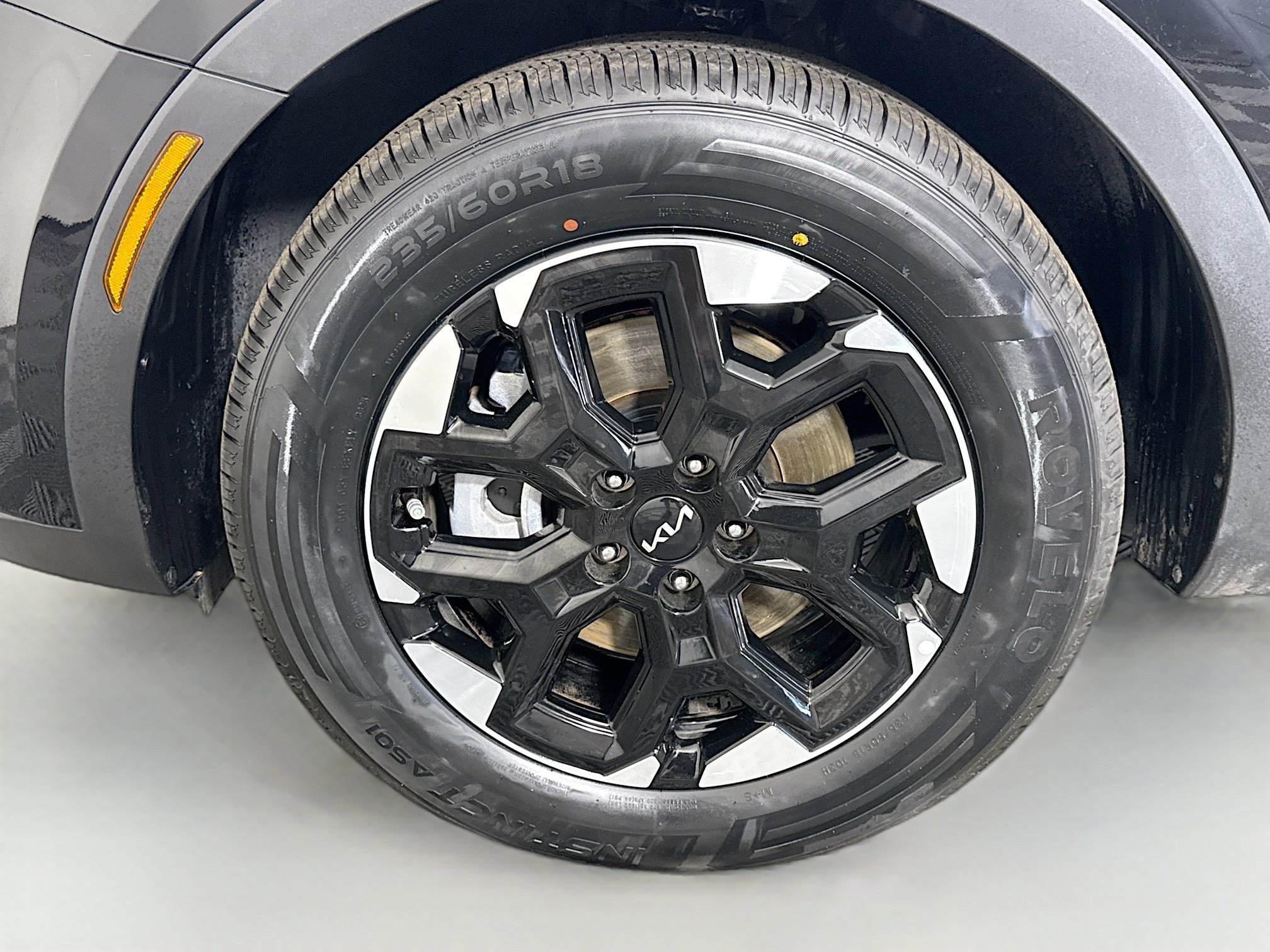 Used 2025 Kia Sorento S w/ Panoramic Sunroof Package FWD image 38