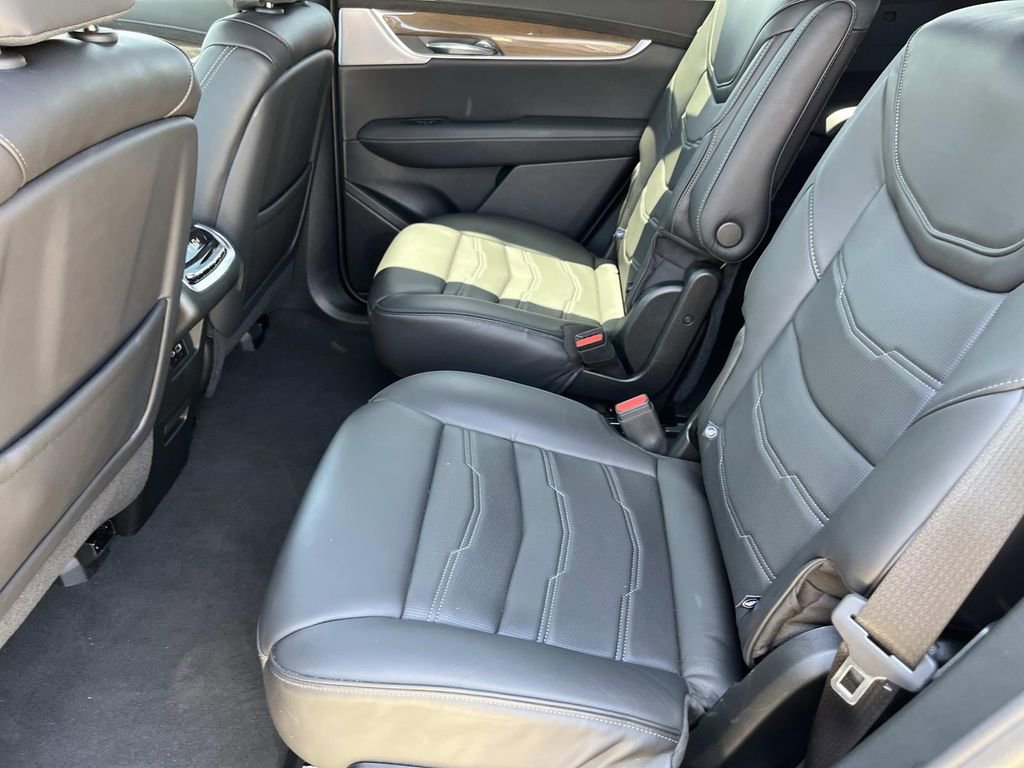 New 2025 Cadillac XT6 Sport w/ Platinum Package AWD/4WD image 19