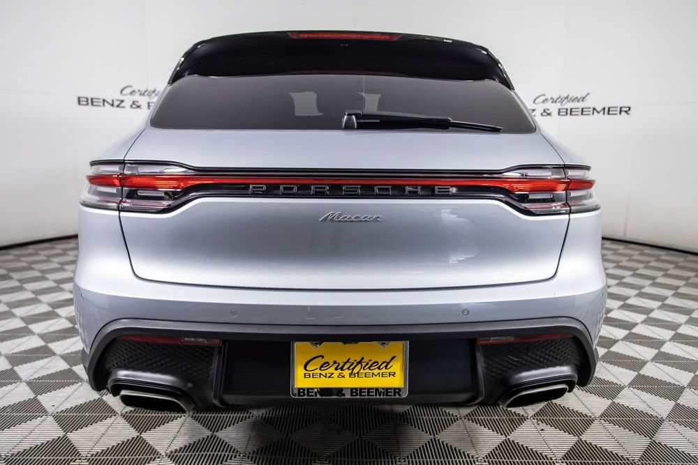 Used 2024 Porsche Macan AWD/4WD image 4