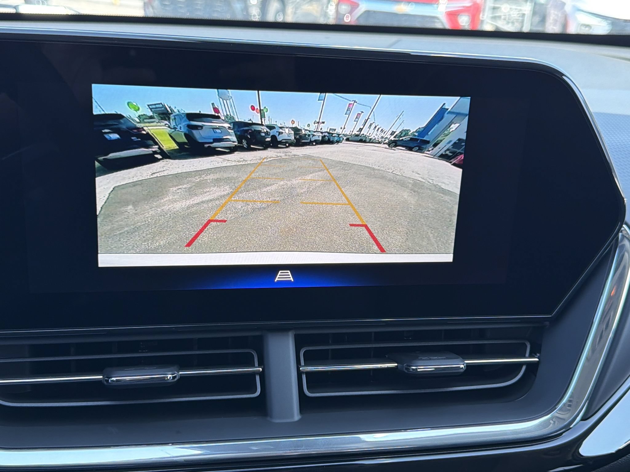 New 2026 Chevrolet Trax ACTIV w/ Sunroof Package FWD image 5
