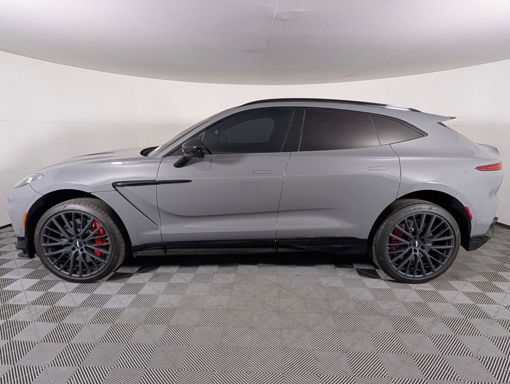 Used 2023 Aston Martin DBX 707 image 2