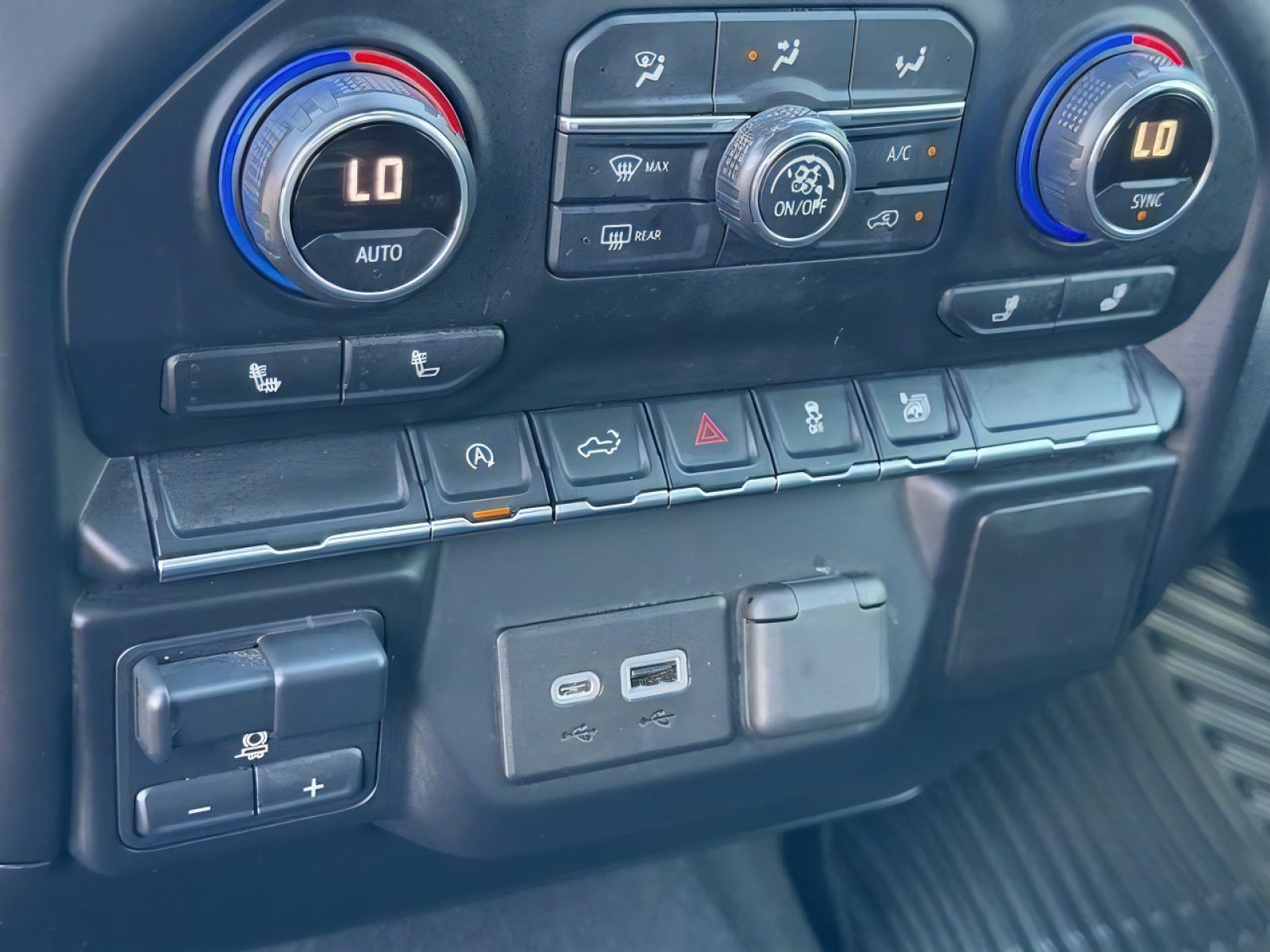 Used 2021 Chevrolet Silverado 1500 LT RWD image 26