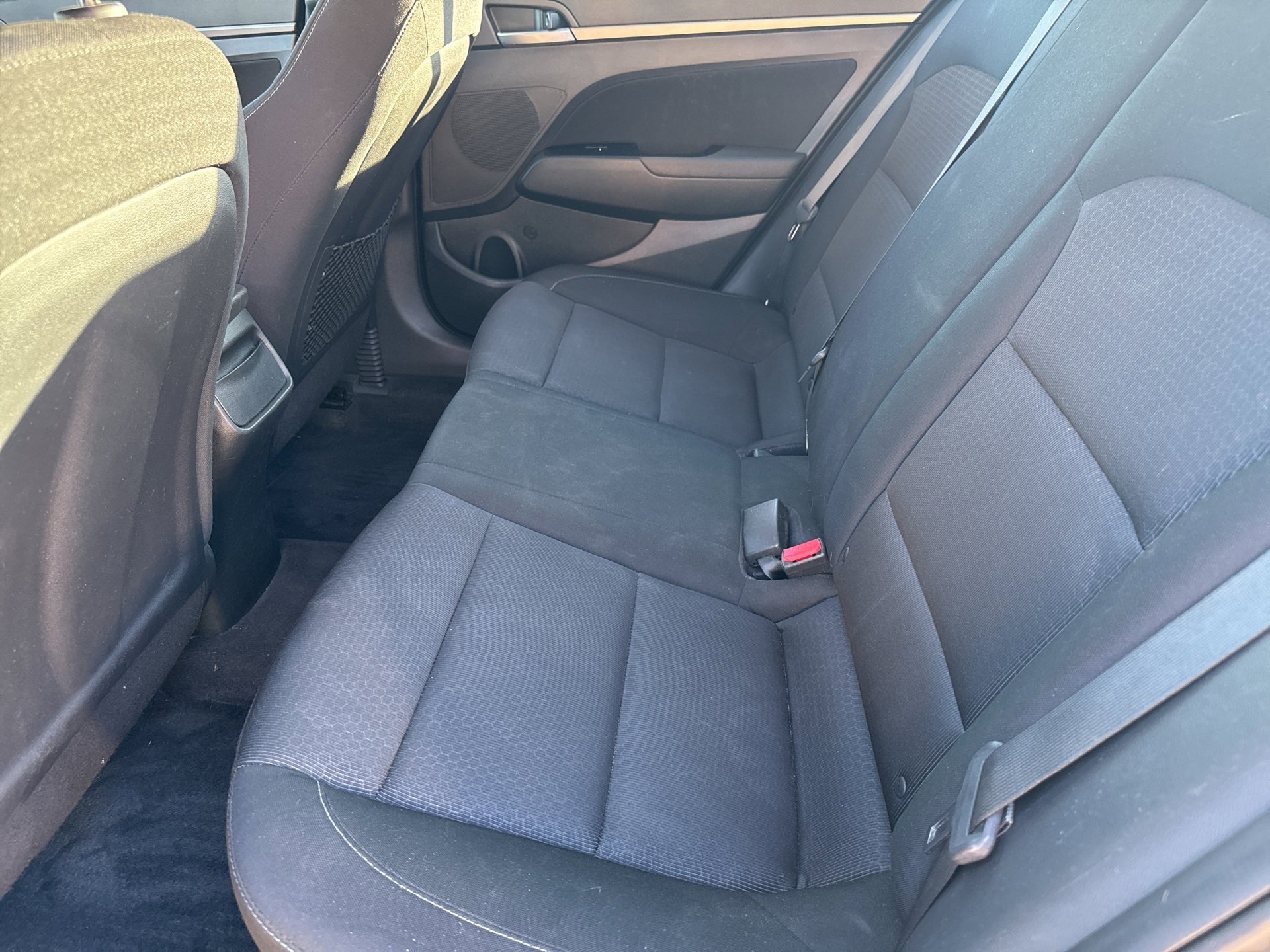 Used 2018 Hyundai Elantra Value Edition w/ Cargo Package image 9