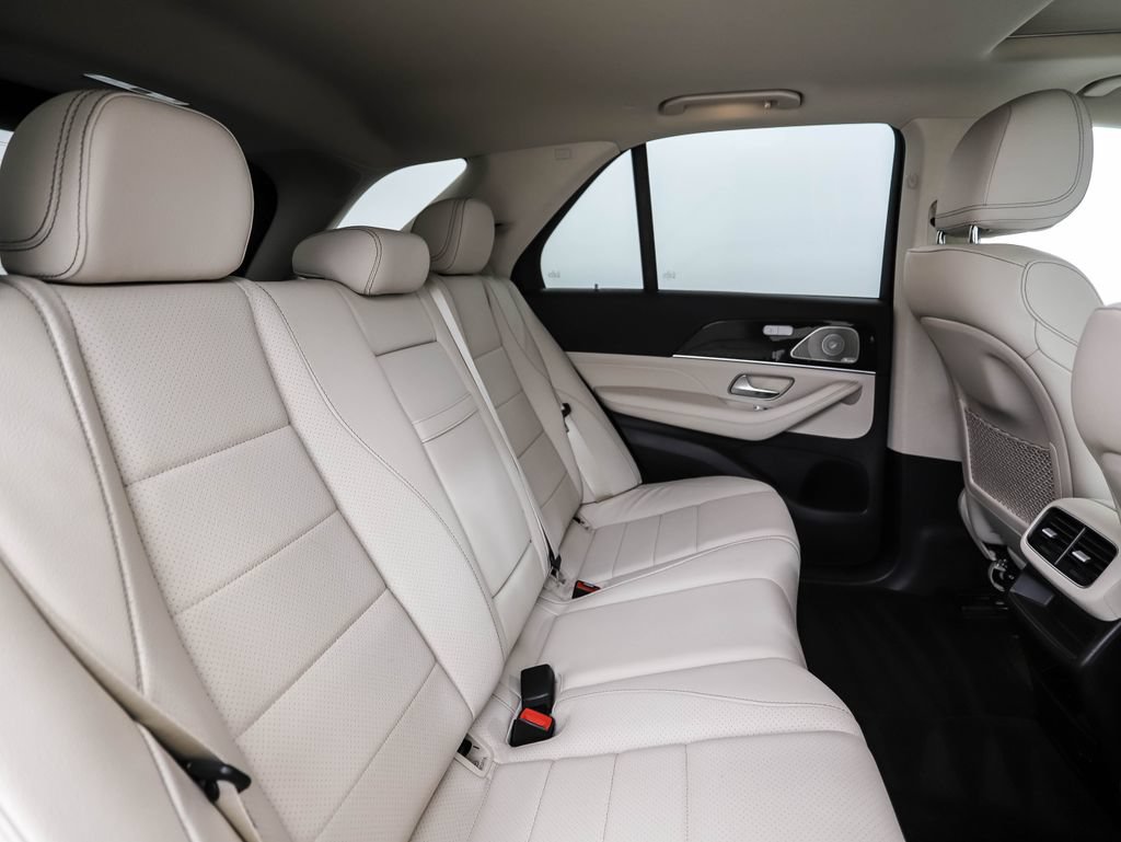 Used 2021 Mercedes-Benz GLE 450 4MATIC image 27