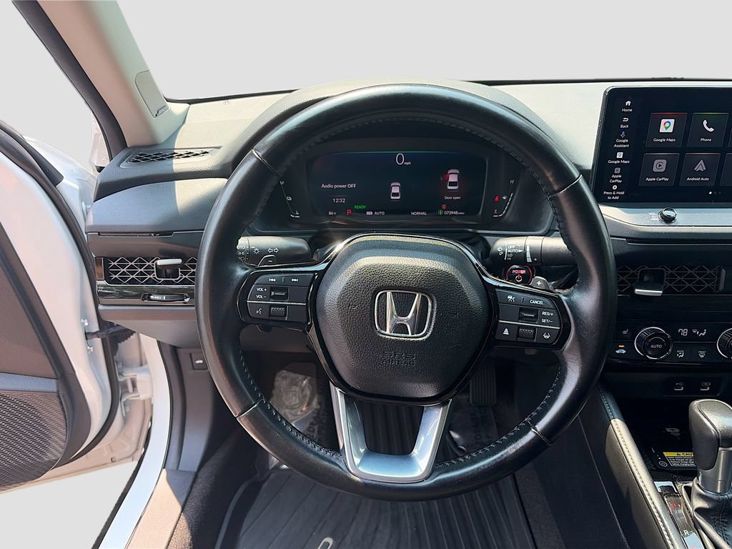 Used 2023 Honda Accord Touring image 10