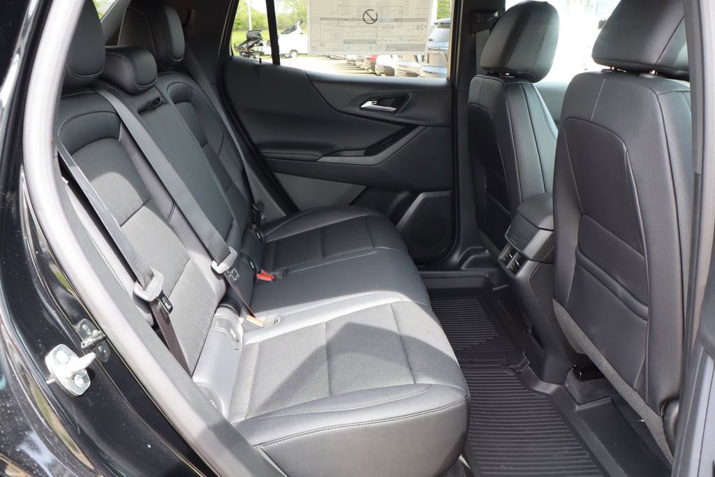 New 2026 Chevrolet Equinox LT w/ Convenience Package II AWD/4WD image 41