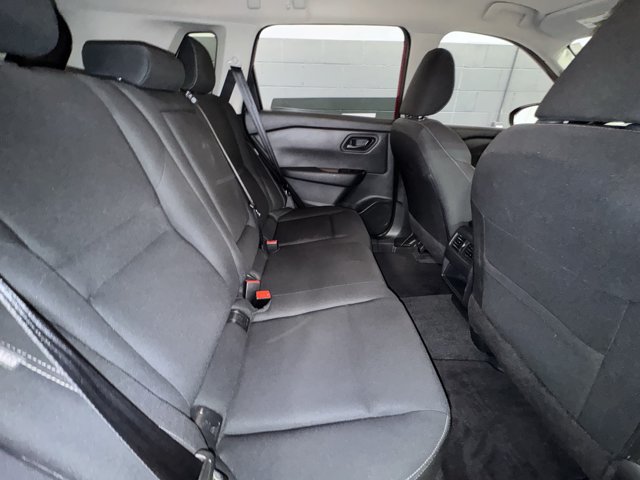 Used 2025 Nissan Rogue S AWD/4WD image 13