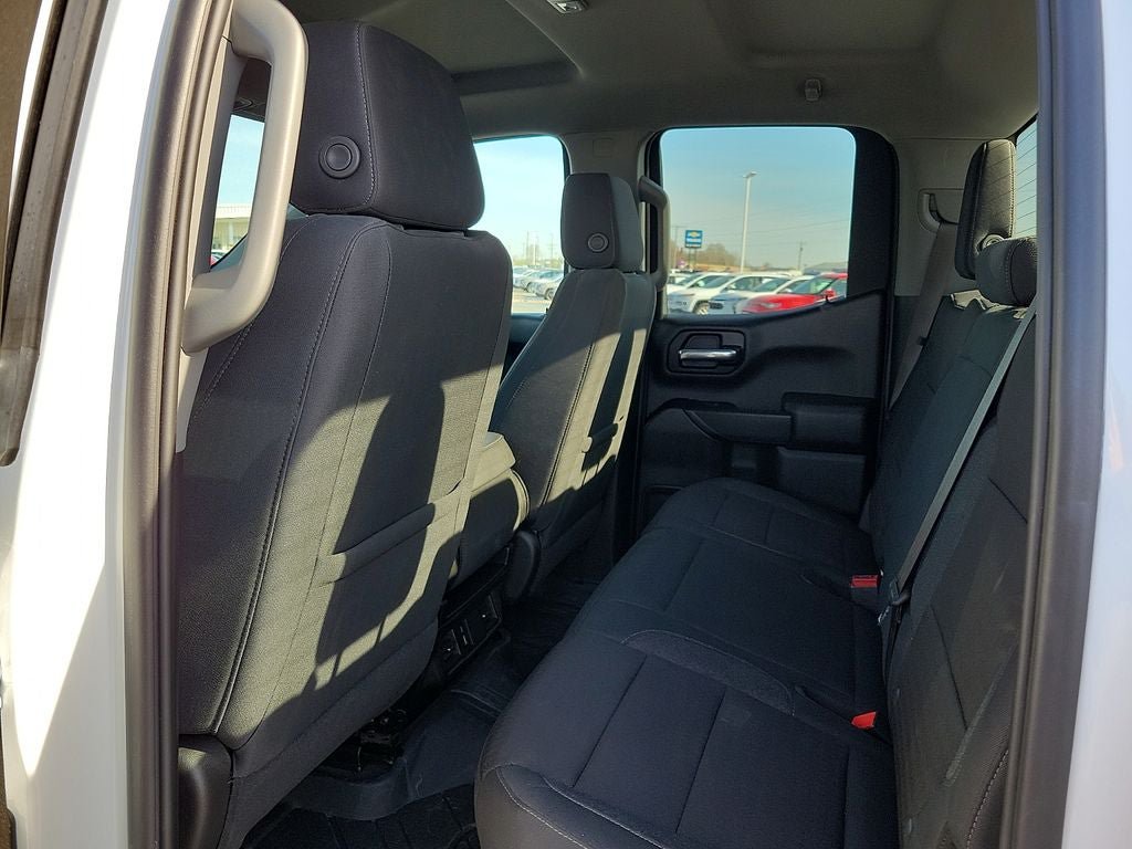 Used 2023 Chevrolet Silverado 1500 Custom AWD/4WD image 9