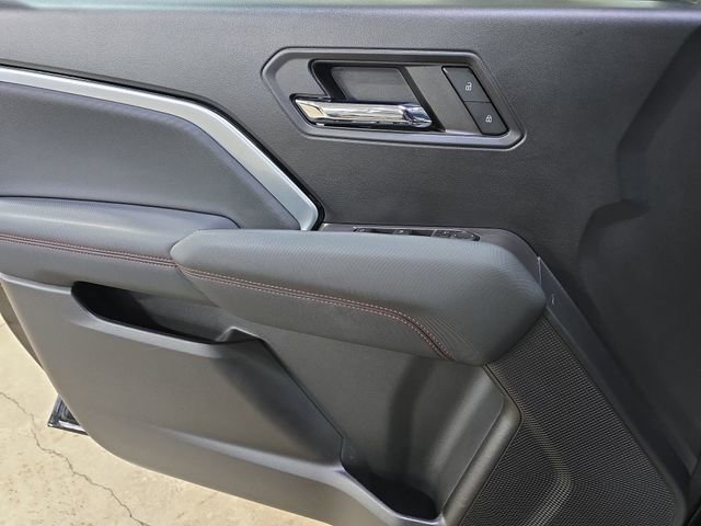 Used 2023 Chevrolet Colorado Z71 w/ Z71 Convenience Package 2 image 29
