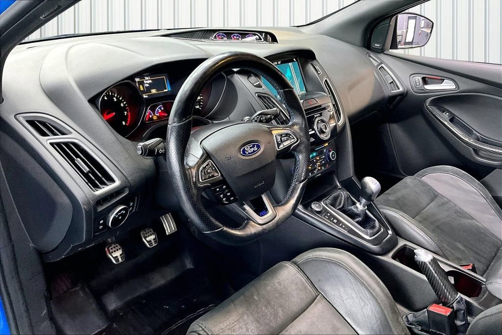 Used 2018 Ford Focus RS AWD/4WD image 15