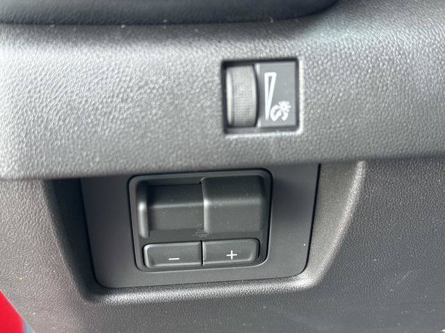 New 2026 GMC Canyon AT4X w/ LPO, Black Badging Package AWD/4WD image 11