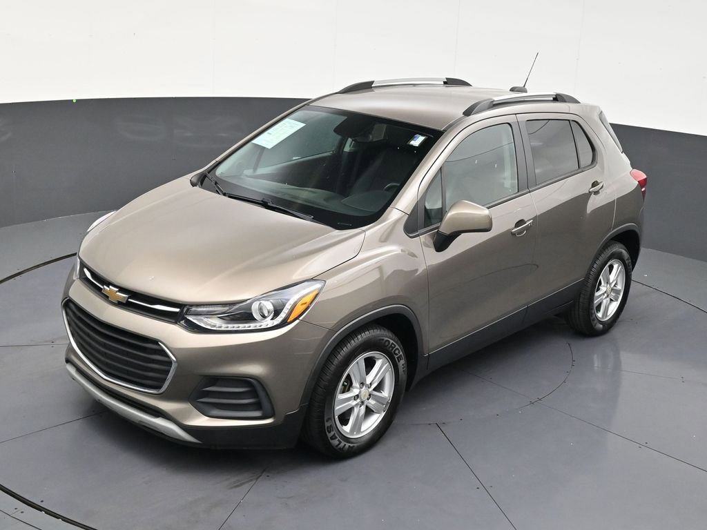 Used 2022 Chevrolet Trax LT w/ LT Convenience Package FWD image 13