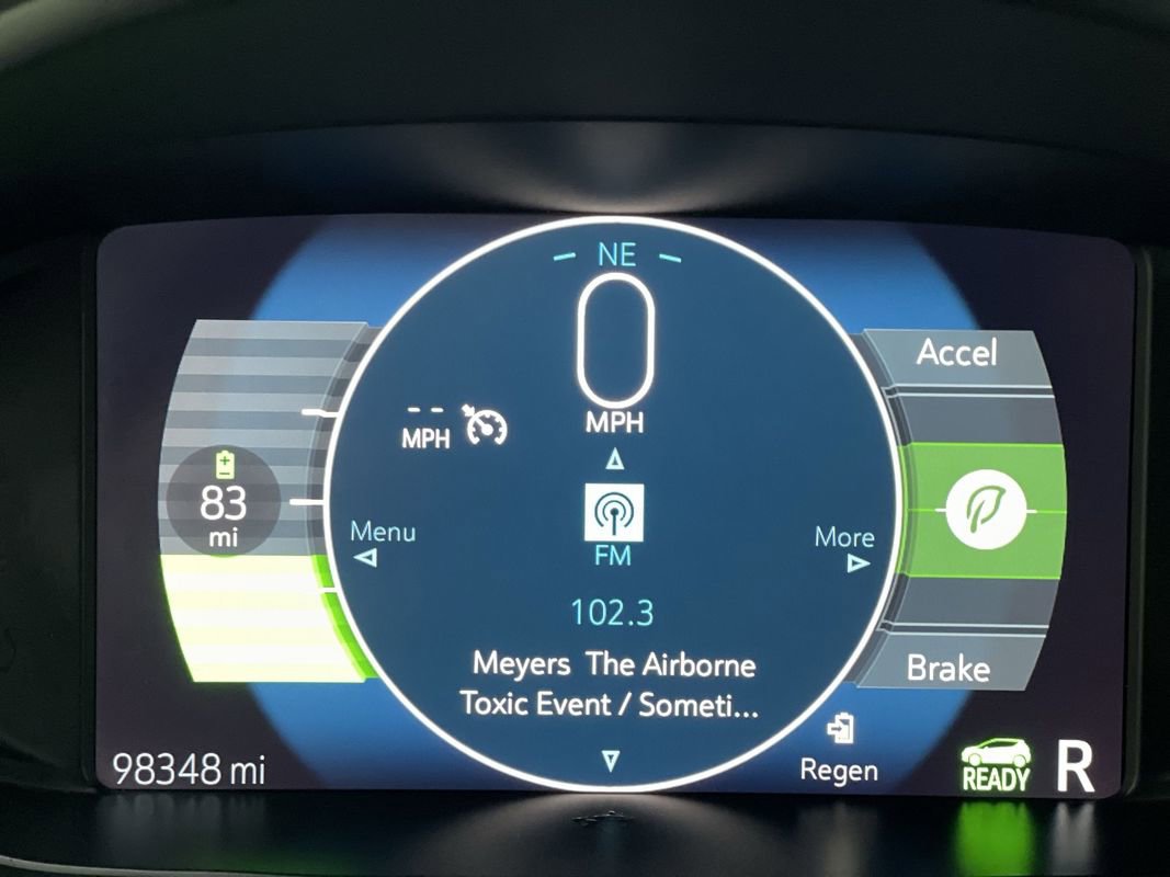 Used 2017 Chevrolet Bolt Premier w/ Driver Confidence II Package image 18