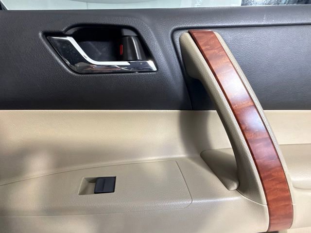 Used 2008 Toyota Highlander Limited image 27