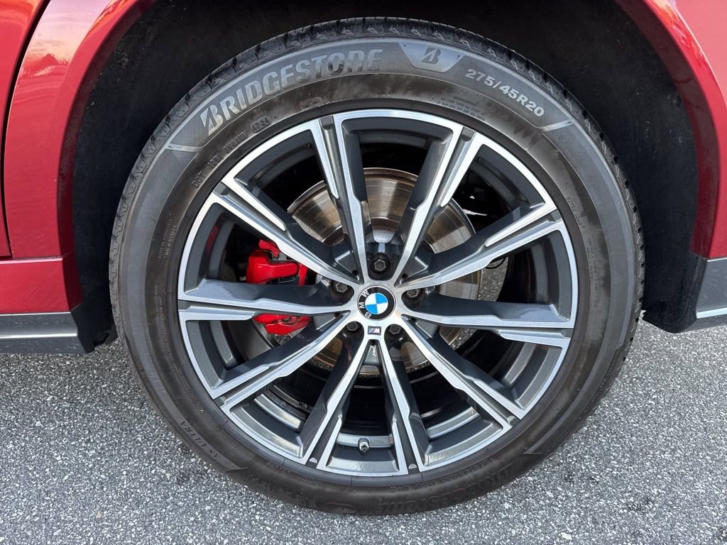 Used 2023 BMW X6 xDrive40i w/ M Sport Package AWD/4WD image 9