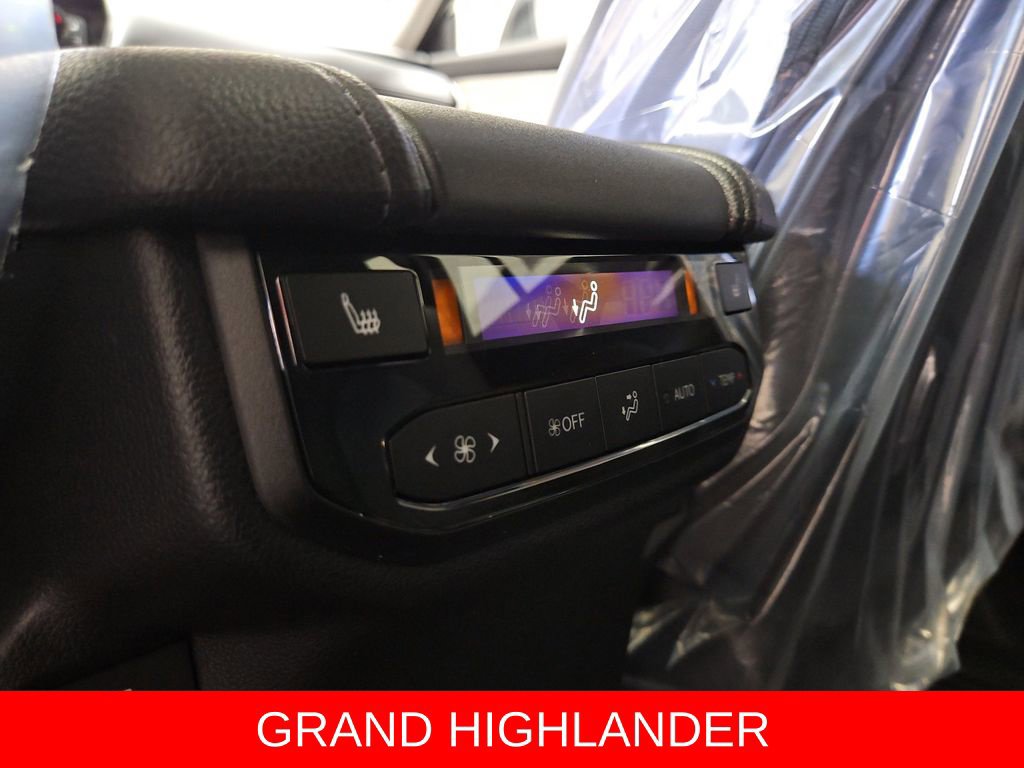 New 2026 Toyota Grand Highlander AWD image 25