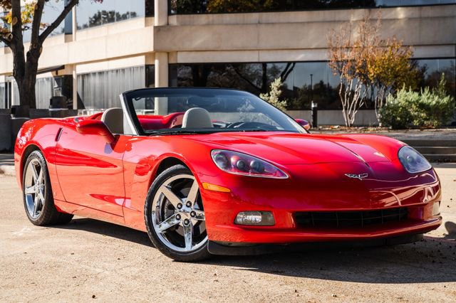 Used 2006 Chevrolet Corvette Convertible w/ Preferred Equipment Group image 27