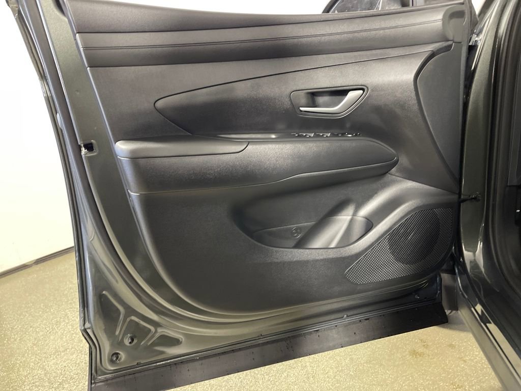 Certified 2025 Hyundai Tucson SEL image 19