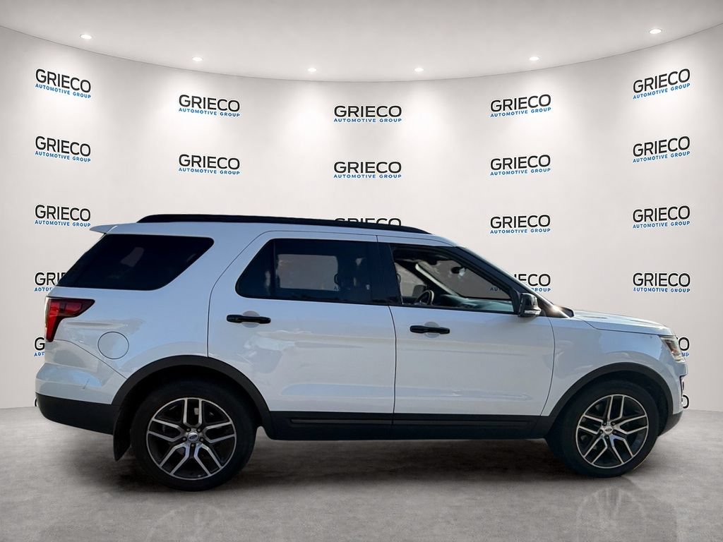 Used 2017 Ford Explorer Sport w/ Equipment Group 401A AWD/4WD image 8