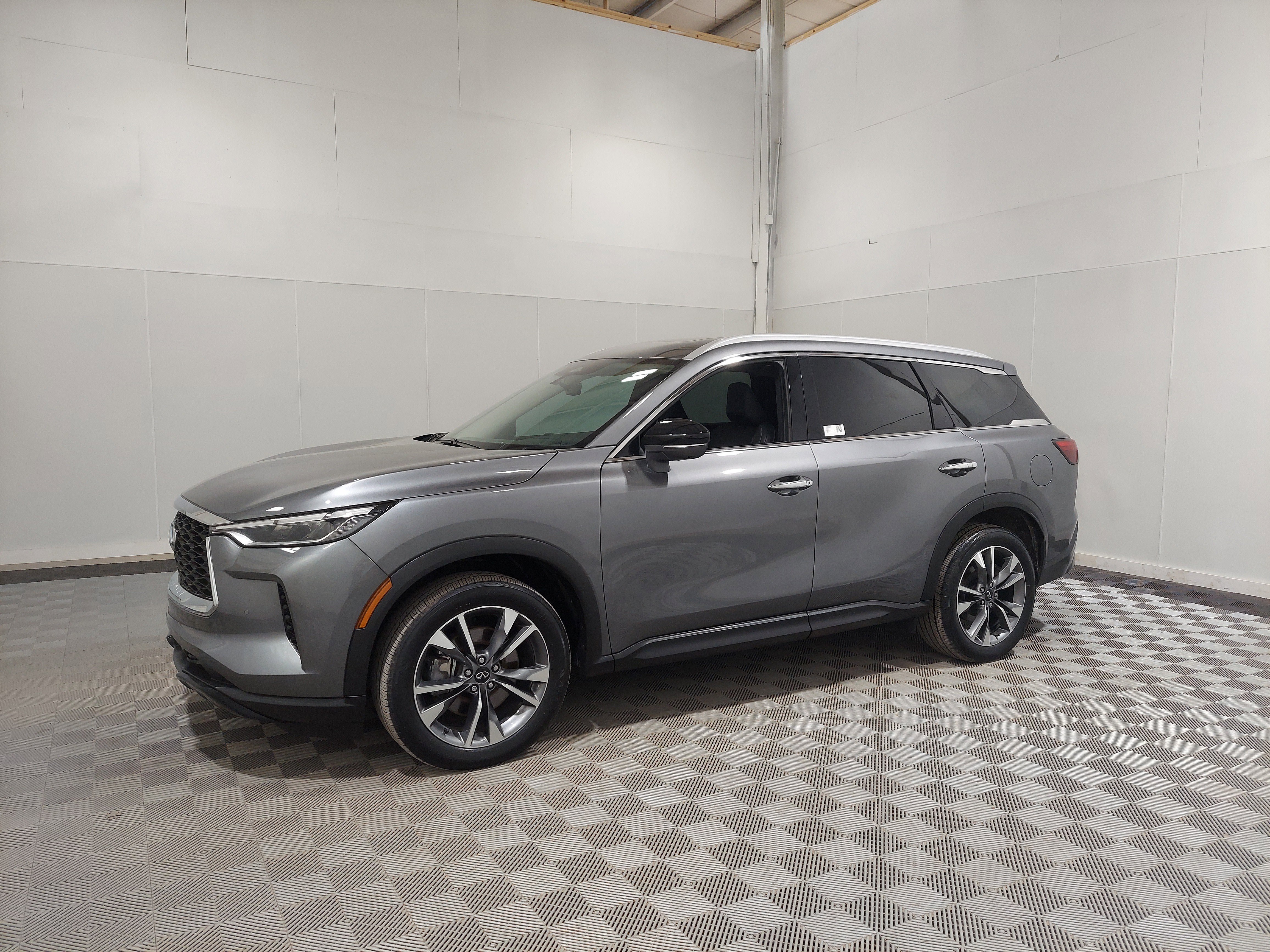 Used 2023 INFINITI QX60 Luxe