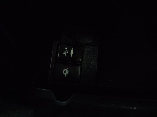 Used 2017 Toyota Camry XSE image 21