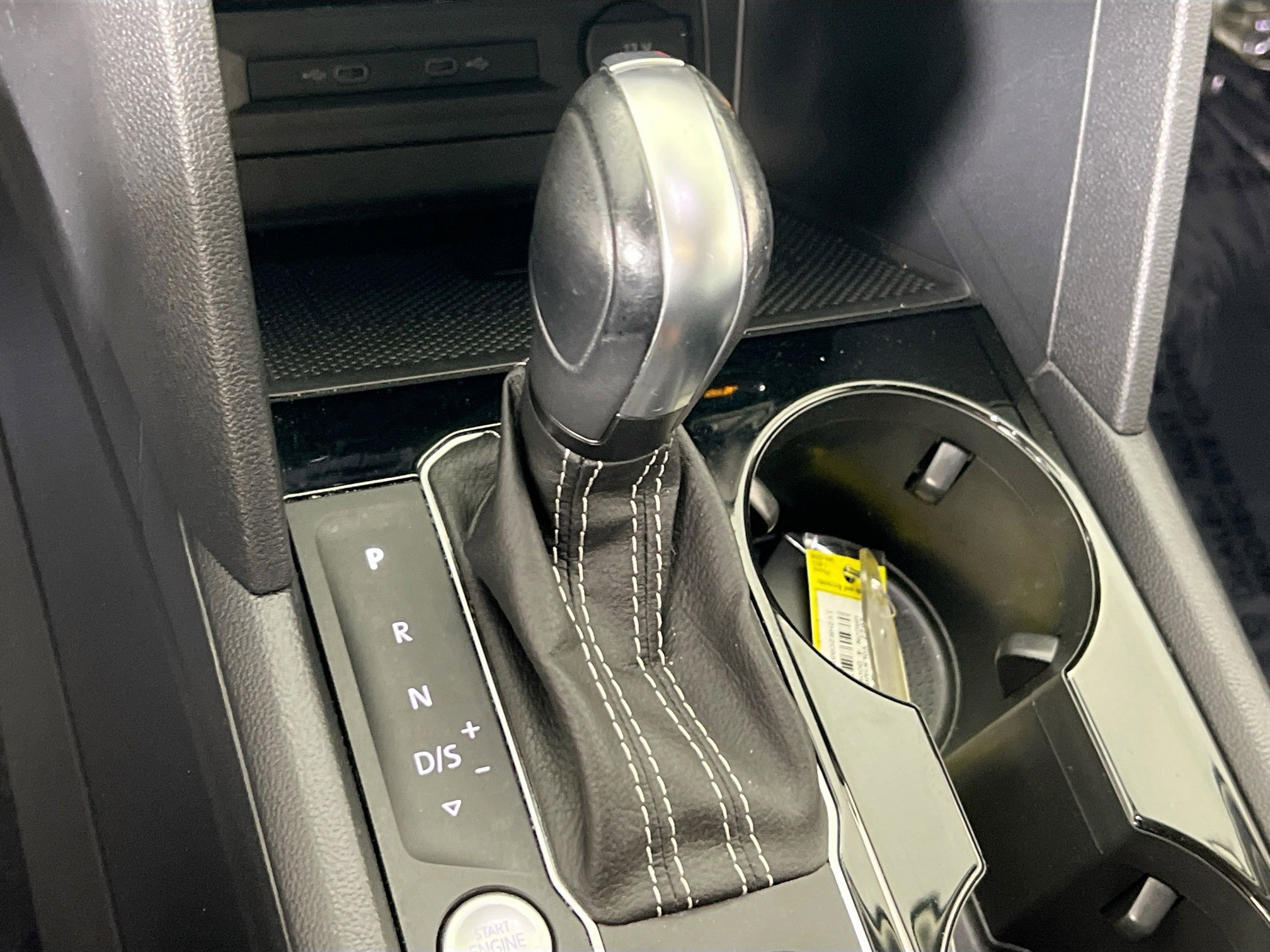 Used 2022 Volkswagen Atlas SE image 16