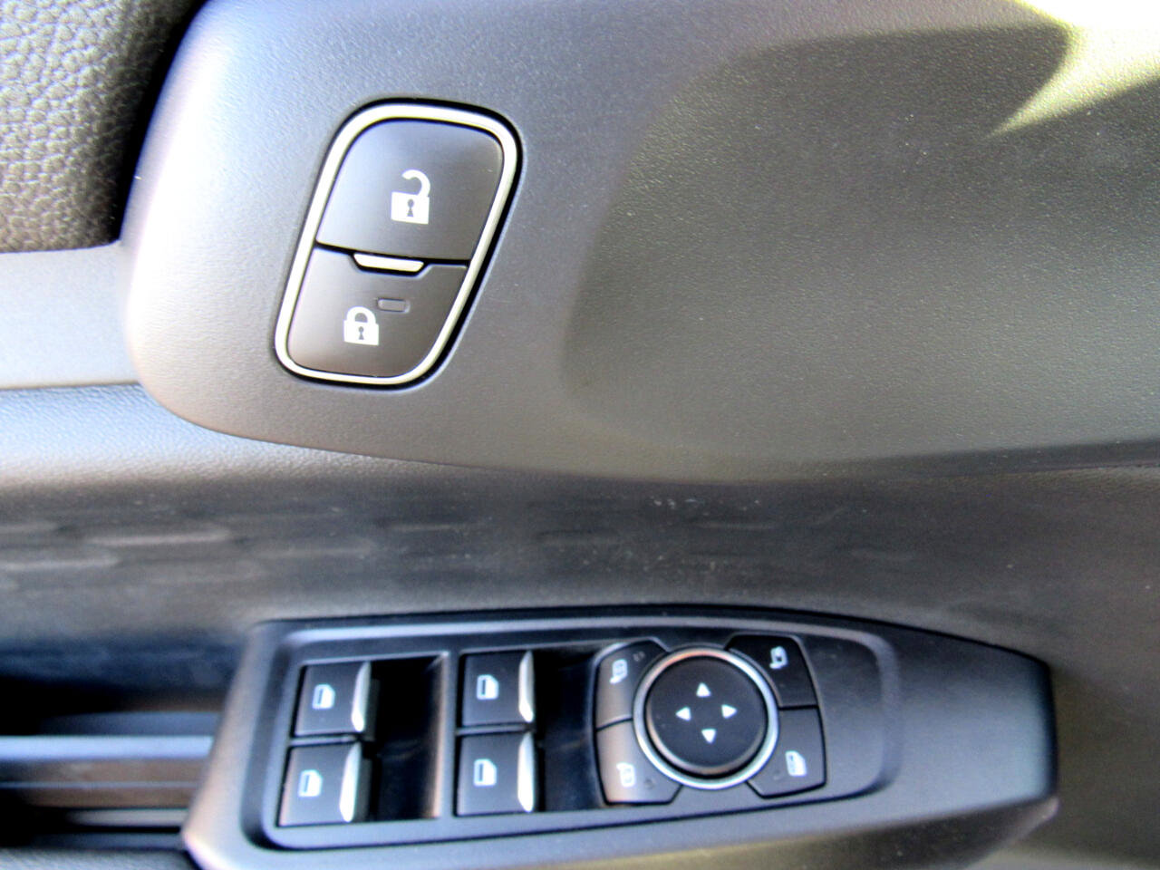 New 2025 Ford Ranger XLT w/ Equipment Group 301A High image 11