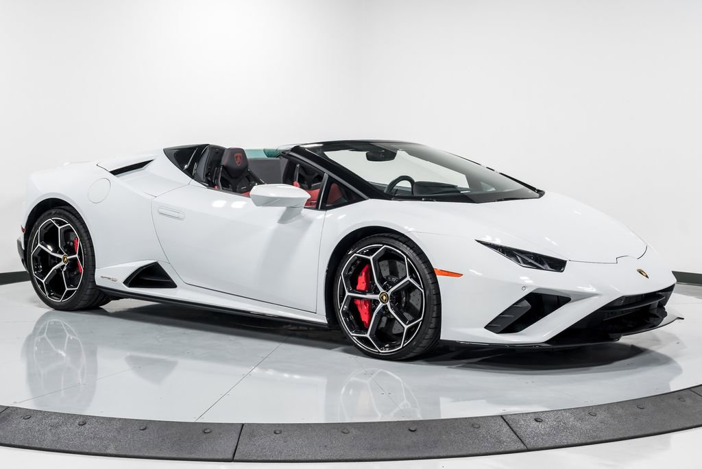 Used 2022 Lamborghini Huracan EVO RWD image 37
