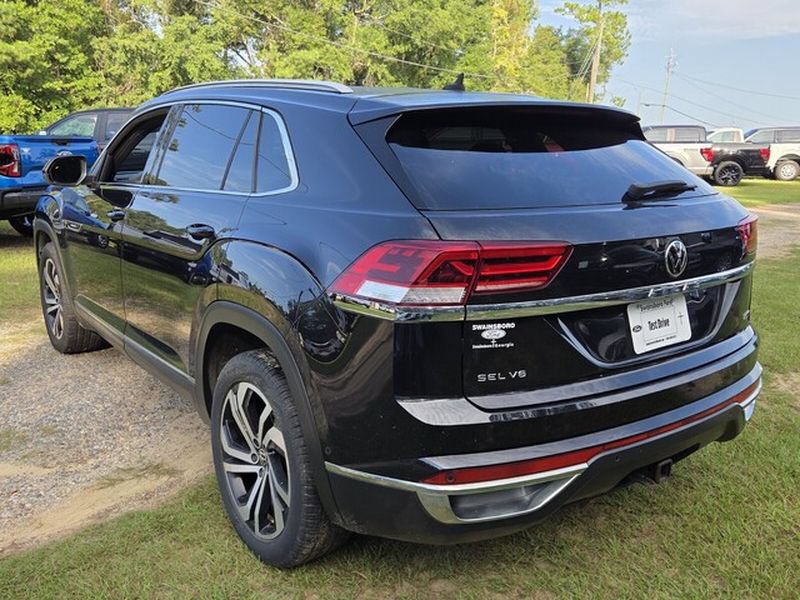 Used 2020 Volkswagen Atlas Cross Sport SEL Premium AWD/4WD image 11